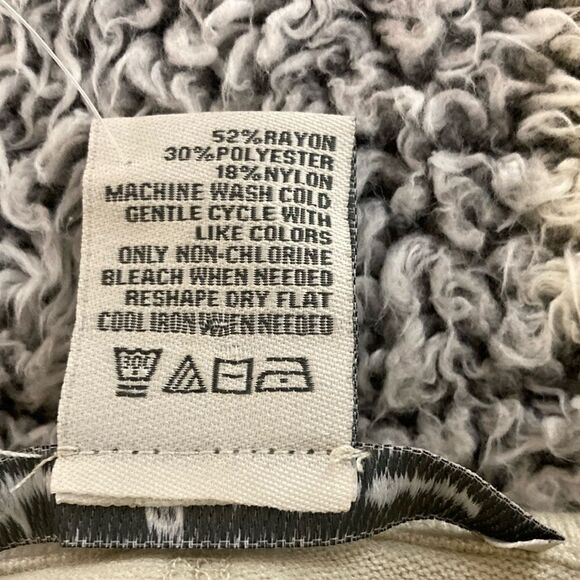 NWT AMERICAN RAG M Rayon Blend Oversized Slouchy Ruffled Sweater - Picture 6 of 12